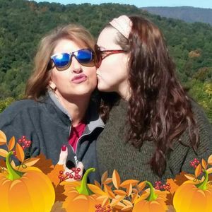 Meet your Posher, Constance